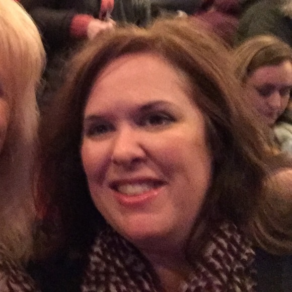 Meet your Posher, Amy - Picture 1 of 1